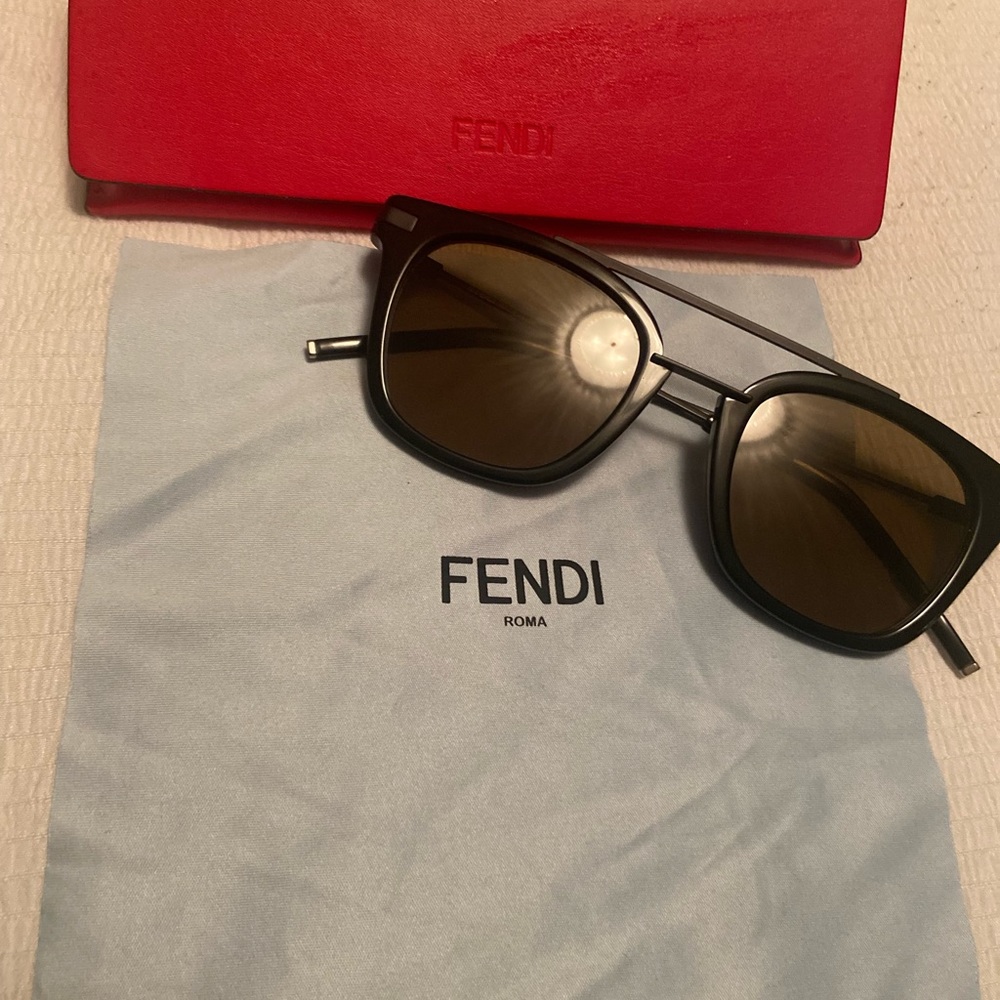 Vintage fendi sunglasses!